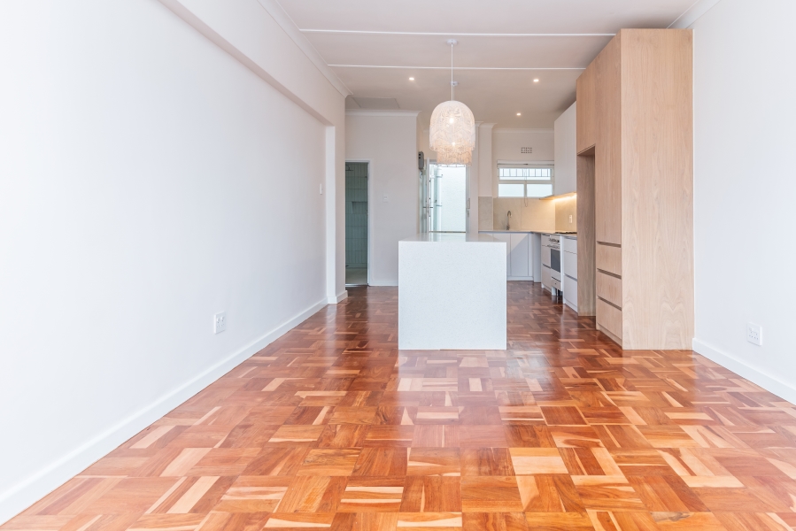 2 Bedroom Property for Sale in Green Point Western Cape